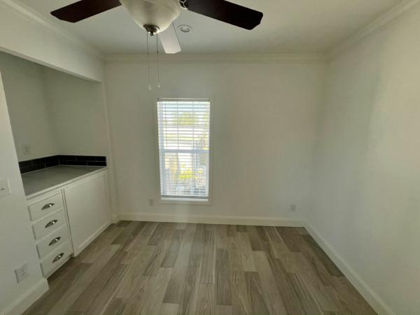 2023 Champion  LEGEND  Home