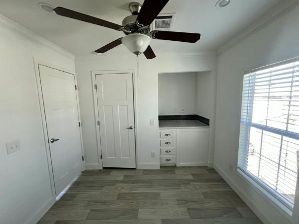 2023 Champion  LEGEND  Home