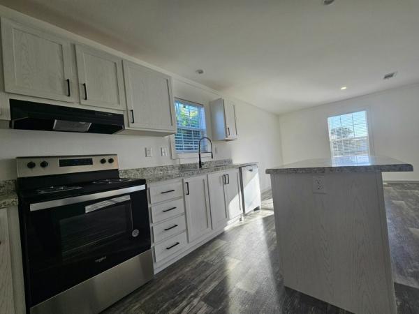 2025 Champion Prime LAKE MANOR  Home