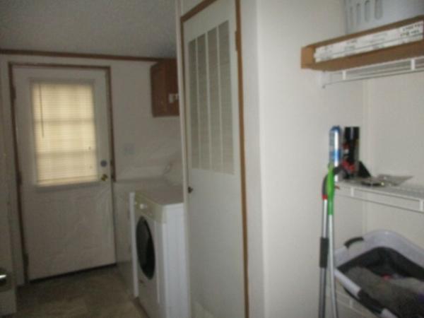 1998 Skyline Manufactured Home