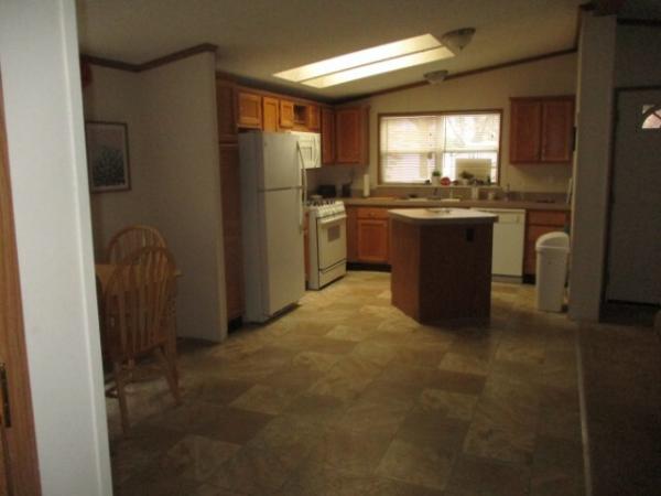 1998 Skyline Manufactured Home