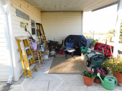 Photo 4 of 58 of home located at 11030 Maverick Drive Dade City, FL 33525