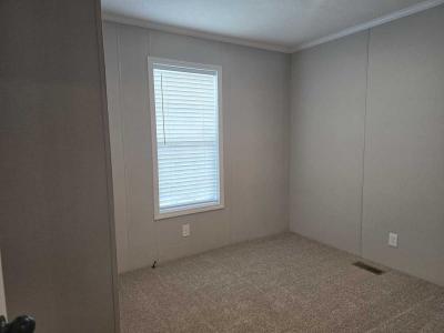 Photo 4 of 14 of home located at 172 Taylor Jackson, MI 49203