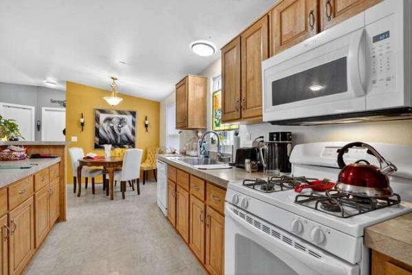 2012 Cavco Mobile Home