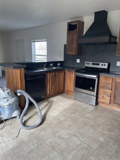 Photo 4 of 11 of home located at 426 N 710 W Logan, UT 84321