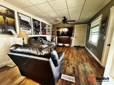 Photo 5 of 22 of home located at 7 Orange Street Deland, FL 32724