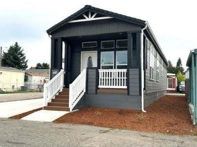 Photo 3 of 10 of home located at 4882 Lancaster Dr NE Sp. #142 Salem, OR 97305