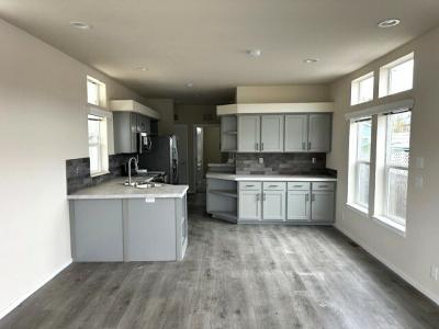 Photo 4 of 10 of home located at 4882 Lancaster Dr NE Sp. #142 Salem, OR 97305