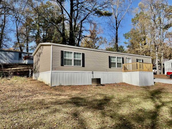 2023 Fleetwood Summit 24563U Mobile Home