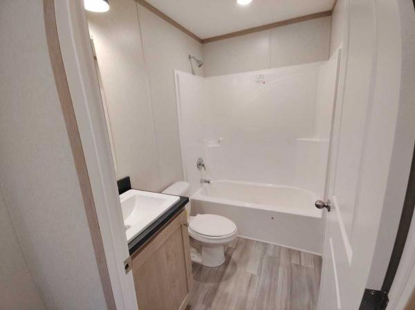 2025 Clayton Adrenaline 7616-4200 Manufactured Home