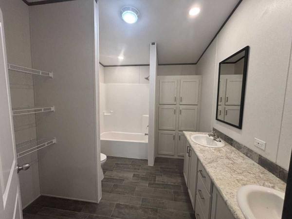 2025 Friendship Vista 193002 Manufactured Home