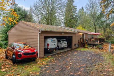 Mobile Home at 32700 SE Leewood Ln #71B Oregon City, OR 97009