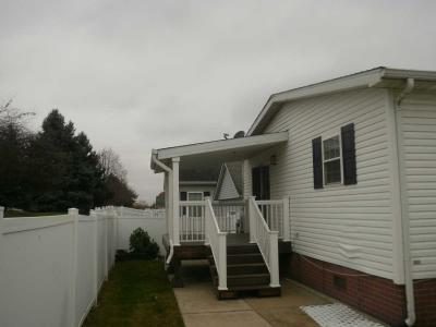 Photo 2 of 4 of home located at 10865 Doral Dr. Frankfort, IL 60423