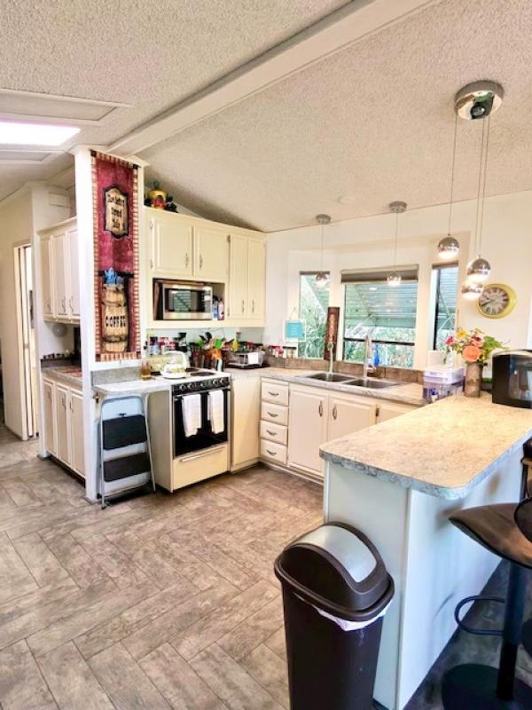 1990 CASA MESA Manufactured Home