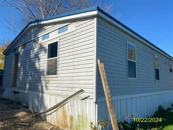 Photo 1 of 2 of home located at Owl Homes Of Fredonia Inc 3752 E Main Rd Fredonia, NY 14063