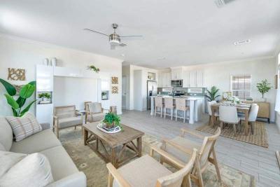 Photo 5 of 42 of home located at 12580 Flamingo Dr Lot #388 Fort Myers, FL 33908