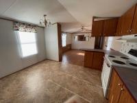 1998 Oakwood Manufactured Home