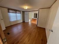 1998 Oakwood Manufactured Home