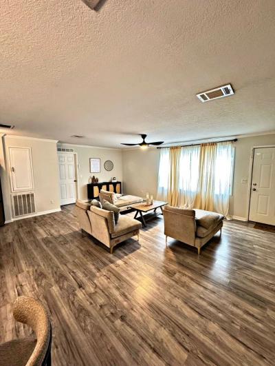 Photo 3 of 11 of home located at 501 Ridgeway Blvd Davenport, FL 33897