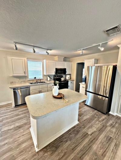 Photo 4 of 11 of home located at 501 Ridgeway Blvd Davenport, FL 33897