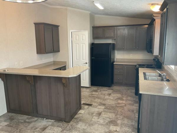 2018 Skyline 8831 Mobile Home