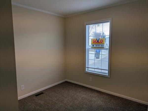 2020 Champion RA1670202 Mobile Home