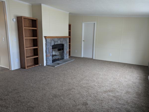 1999 Redman n/a Mobile Home