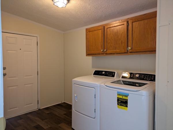 1999 Redman n/a Mobile Home