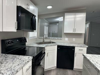 Photo 4 of 38 of home located at 1509 Sabal Oak Lane Orlando, FL 32828