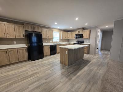 Photo 4 of 10 of home located at 213 Evergreen Road Flint, MI 48506