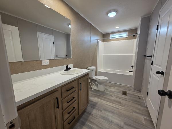 2026 Champion RAPB2860H32174-4BR Mobile Home