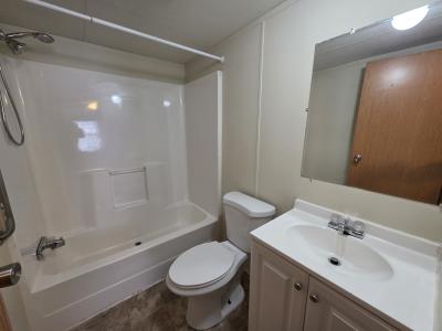 Photo 3 of 11 of home located at 299 Oak Lane Flint, MI 48506