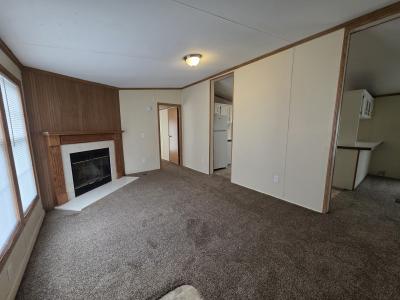 Photo 4 of 11 of home located at 299 Oak Lane Flint, MI 48506