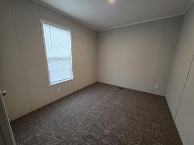 Photo 2 of 12 of home located at 891 Thomas J Drive Flint, MI 48506