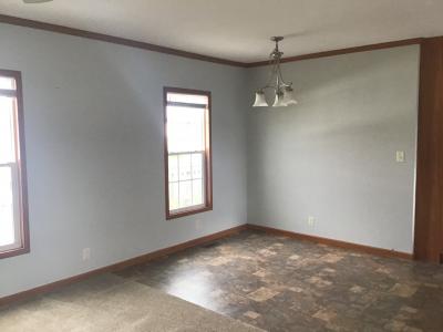 Photo 3 of 6 of home located at 6910 Wimberly Crossing Fort Wayne, IN 46818