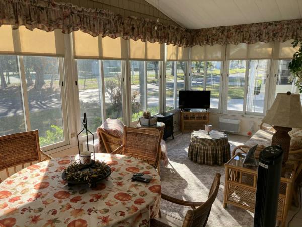 1993 Fleetwood Manufactured Home