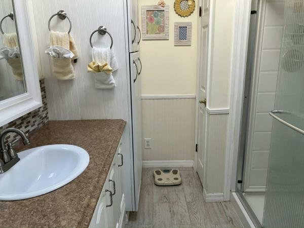 1993 Fleetwood Manufactured Home