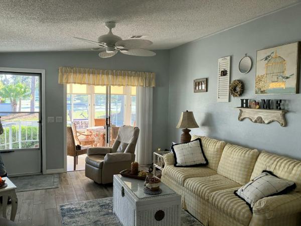 1993 Fleetwood Manufactured Home