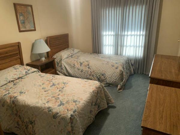 1986 Twin Manufactured Home