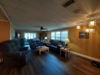 1987 Wellington 756-FKS-8 Manufactured Home