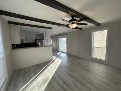 Photo 3 of 12 of home located at 7614 Back Nine Drive San Antonio, TX 78244