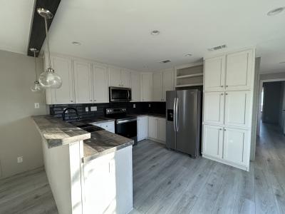 Photo 5 of 12 of home located at 7614 Back Nine Drive San Antonio, TX 78244