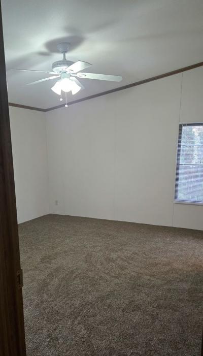 Photo 4 of 11 of home located at 14729 Tewksbury Court Shelby Township, MI 48315