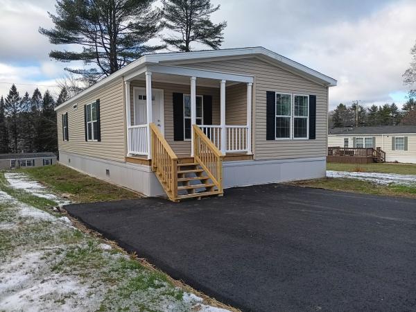 2025 Skyline 31-F472-CTJ Mobile Home