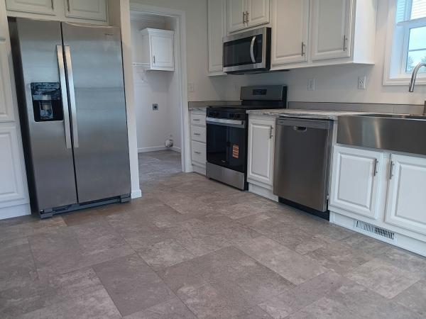 2025 Skyline 31-F472-CTJ Mobile Home