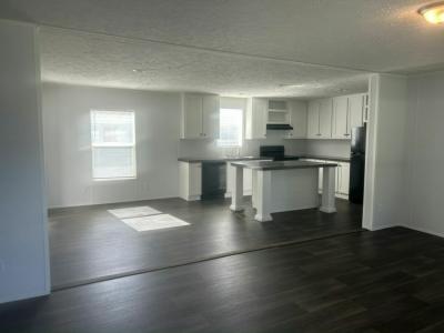 Photo 3 of 13 of home located at 8985 Normandy Blvd, #39 Jacksonville, FL 32221