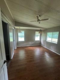 1982 SUNC HS Mobile Home