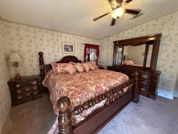 1987 Palm Harbor Mobile Home