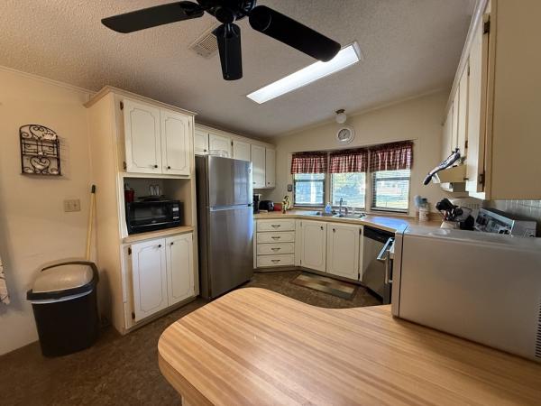 1987 Palm Harbor Mobile Home