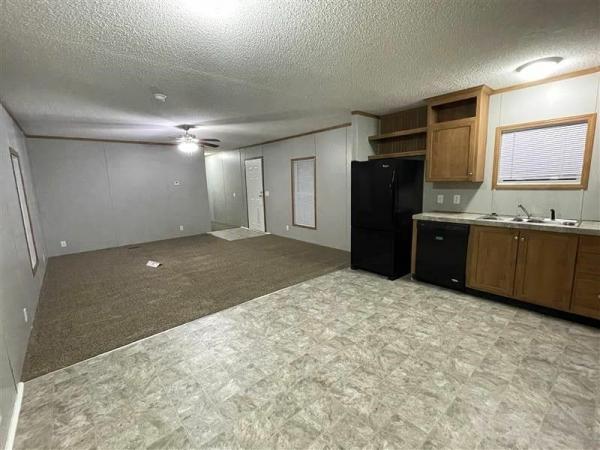 2017 Fleetwood Sandalwood XL Mobile Home